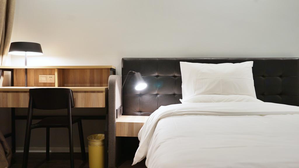Hanting Premium Hotel Shanghai South Xizang Road Екстериор снимка